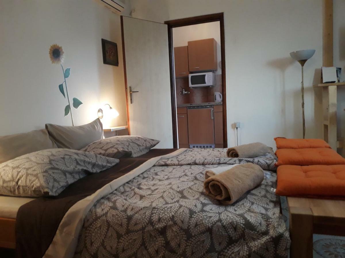 Apartments Garden Ровинь Экстерьер фото