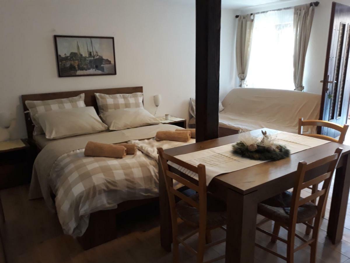 Apartments Garden Ровинь Экстерьер фото